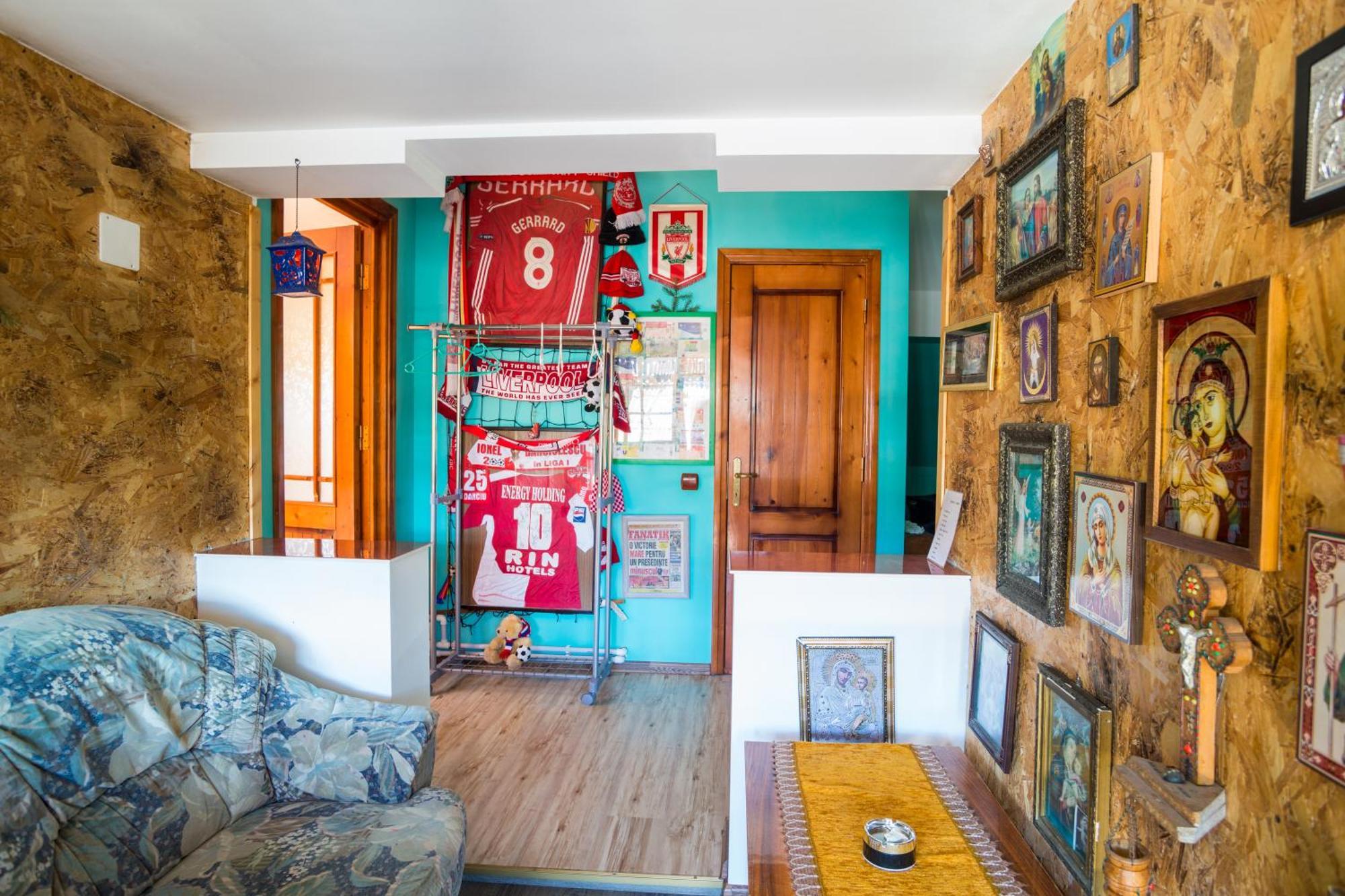 Casa Timan Park Villa Fundu Moldovei Bagian luar foto